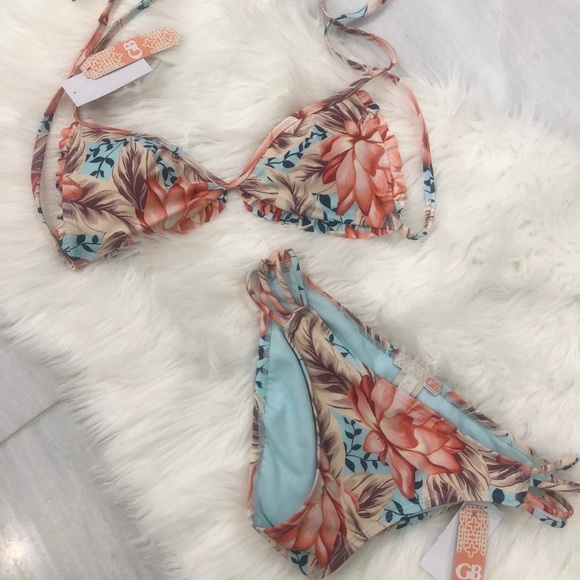 Gianni Bini Coral Floral Bikini - Picture 3 of 8